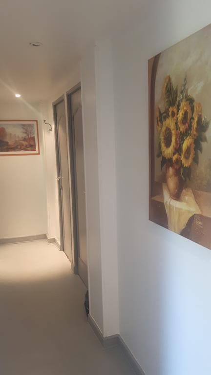 Residence V-Hugo Montfermeil Ngoại thất bức ảnh